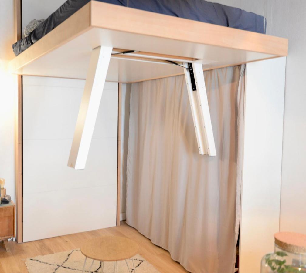 Apartment Superb Studio For 2 In *