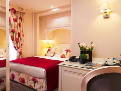 Queen Mary Opera 4*