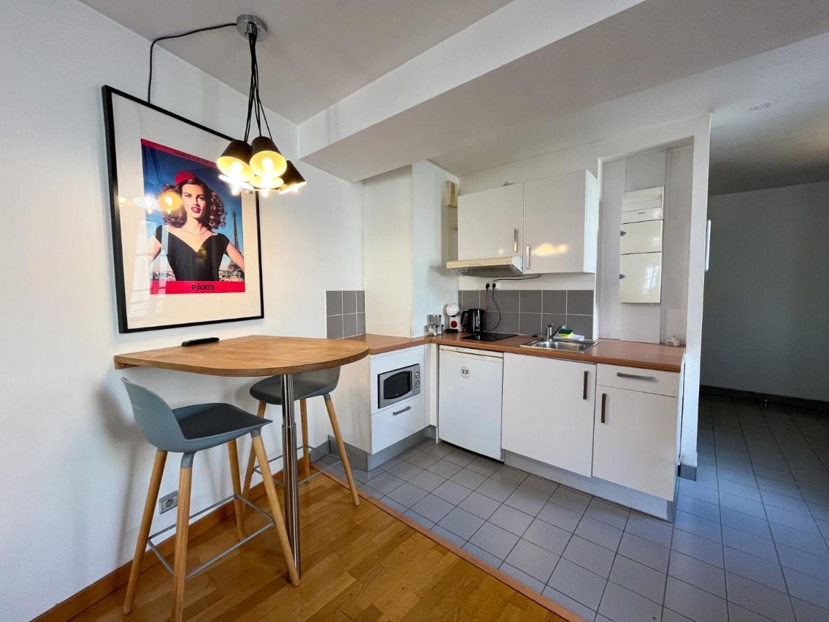 Charmant Studio Dans Un Immeuble 5 * Paris