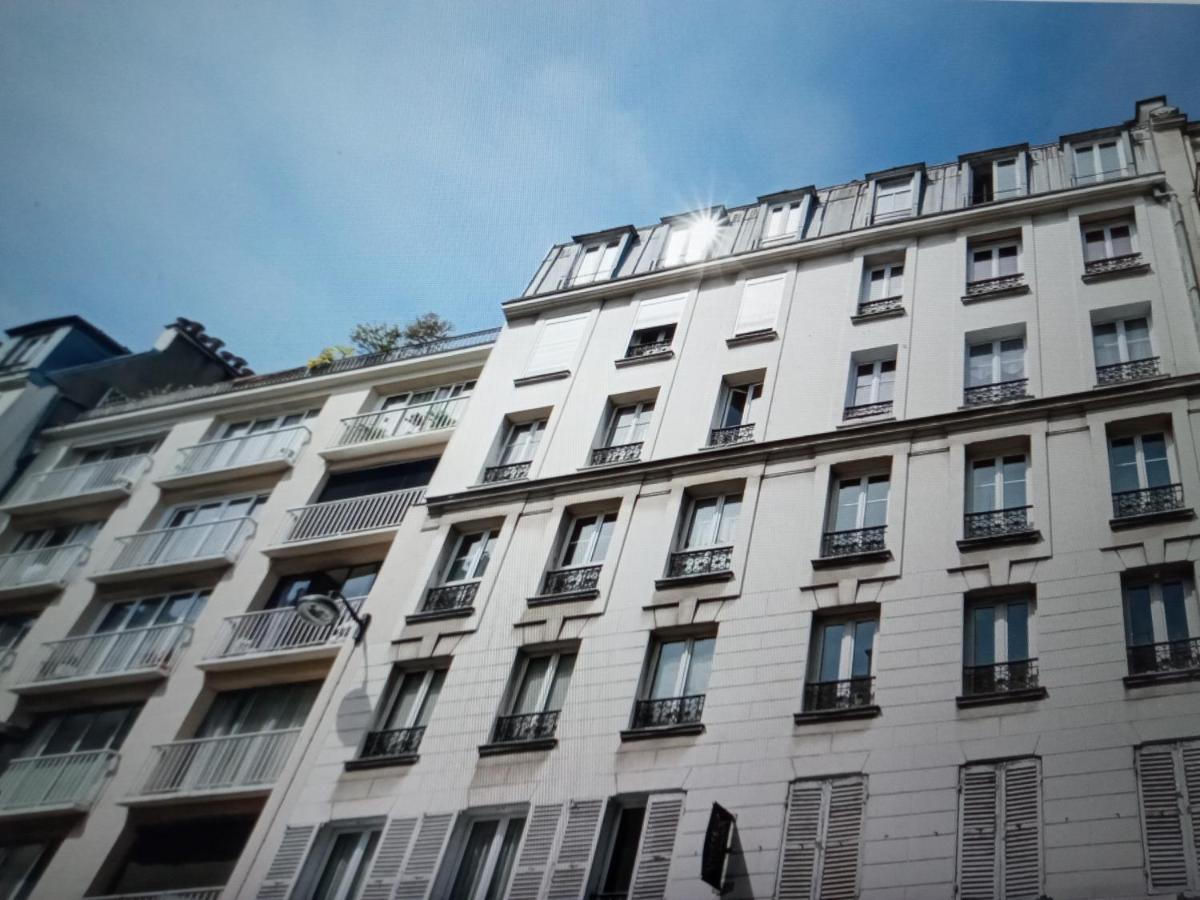 ++++ Privee Arc De Triomphe / Private Arc De Triomphe ++++ Homestay Paris