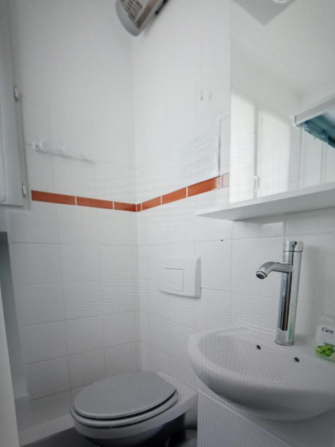 ++++ Privee Arc De Triomphe / Private Arc De Triomphe ++++ Homestay *