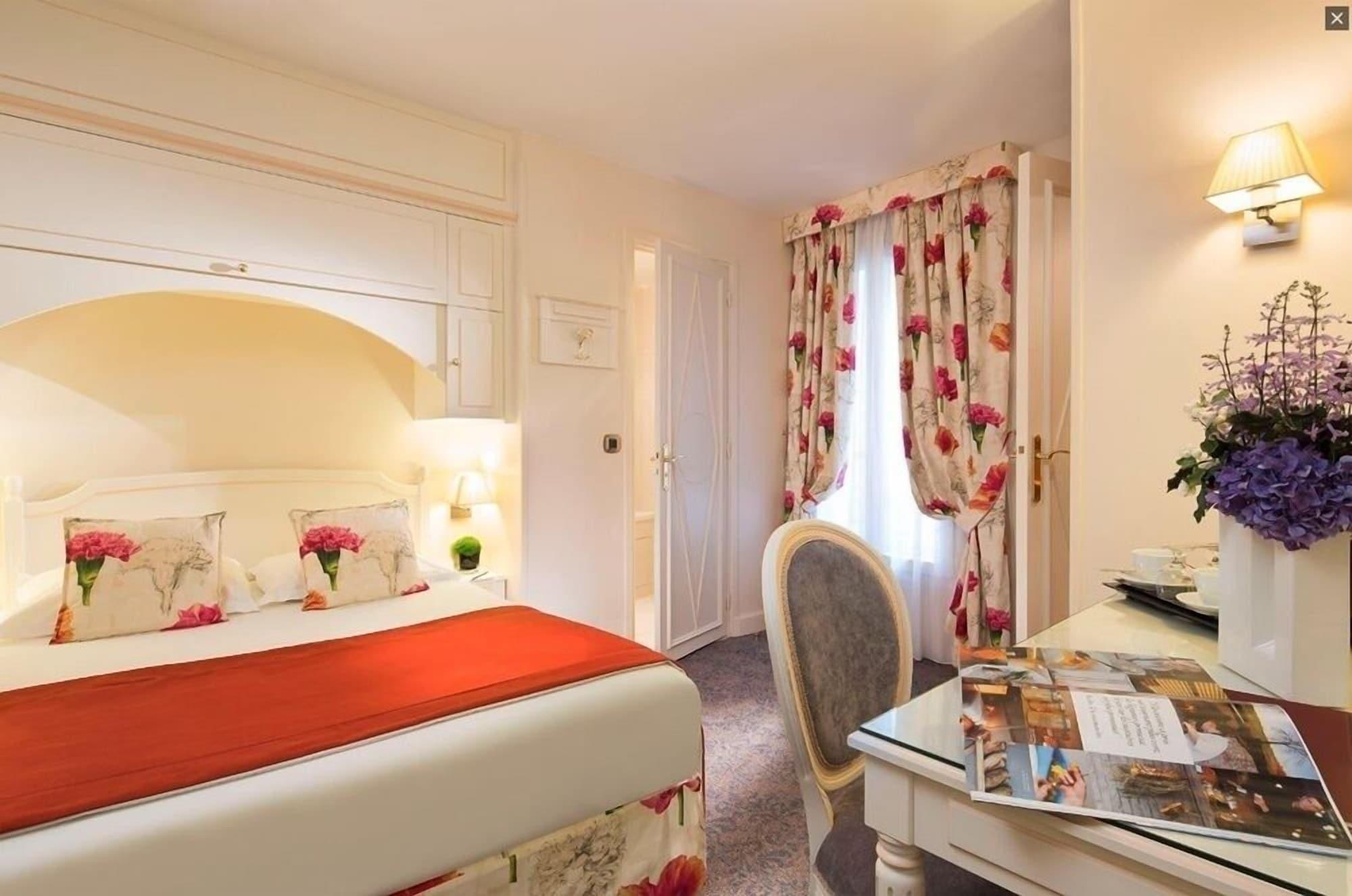 Queen Mary Opera Hotel