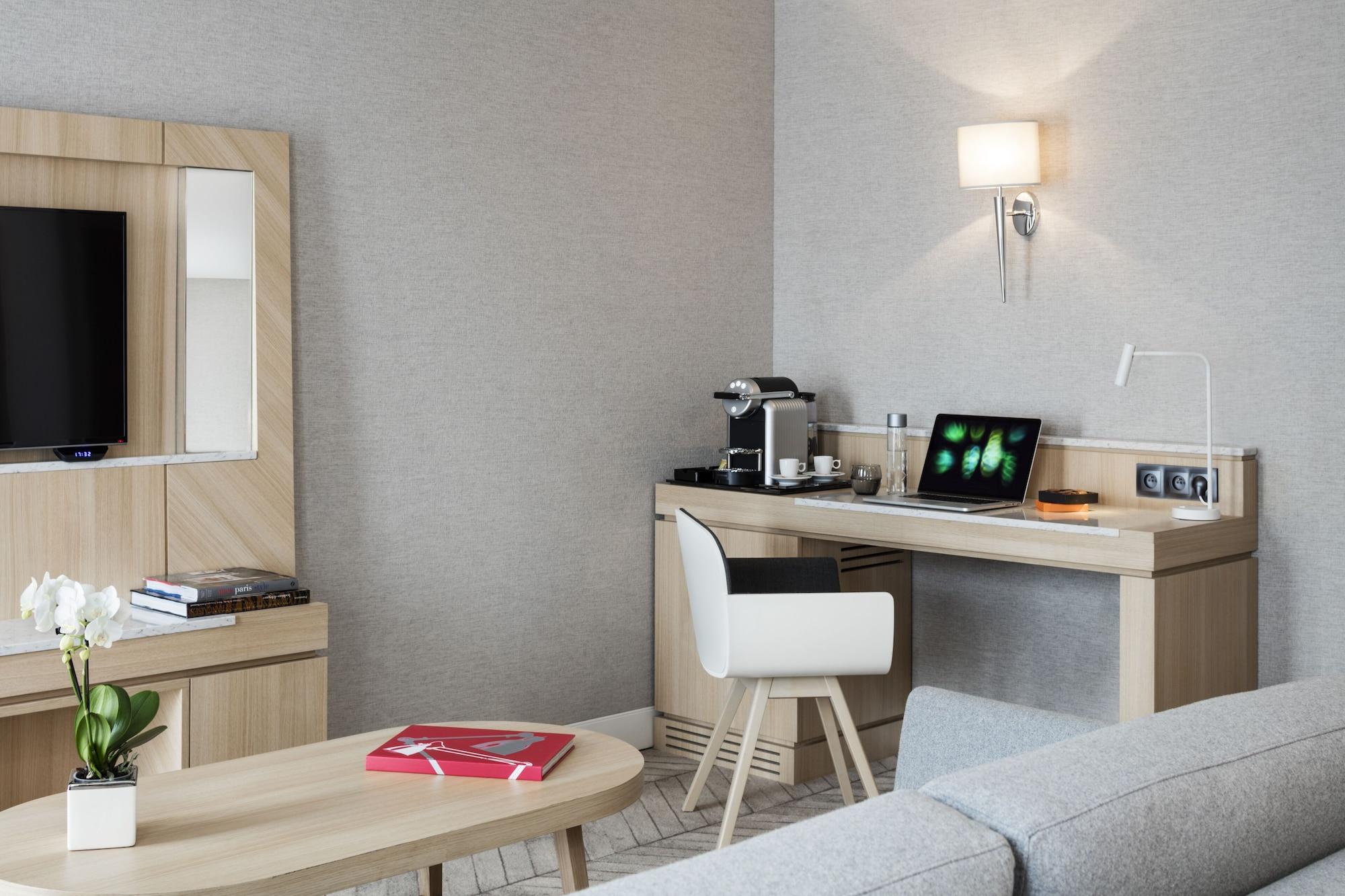 Louvre Saint-honoré Hotel 4*
