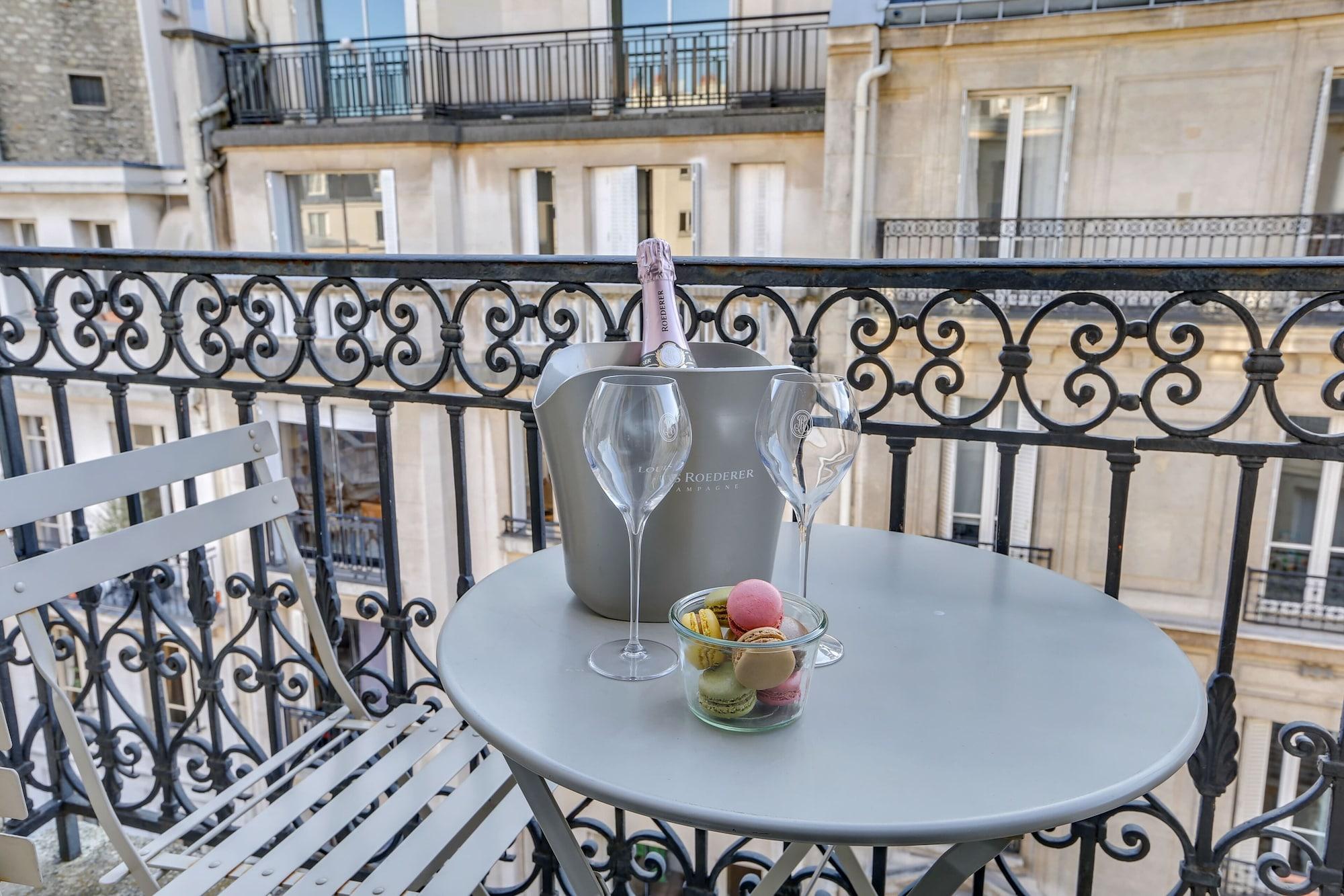 Duret Champs Elysees Hotel 4*