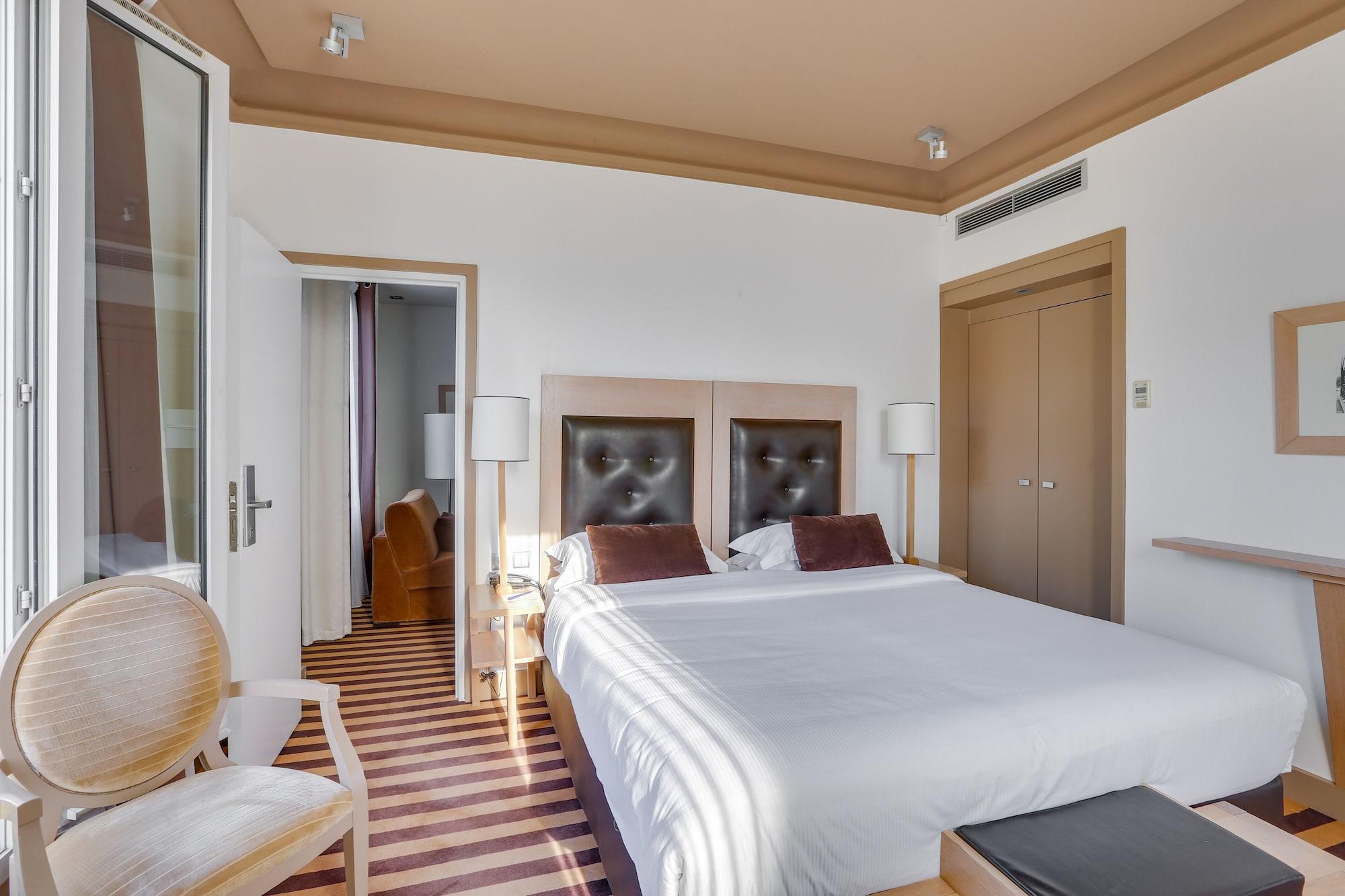 Hotel Duret Champs Elysees