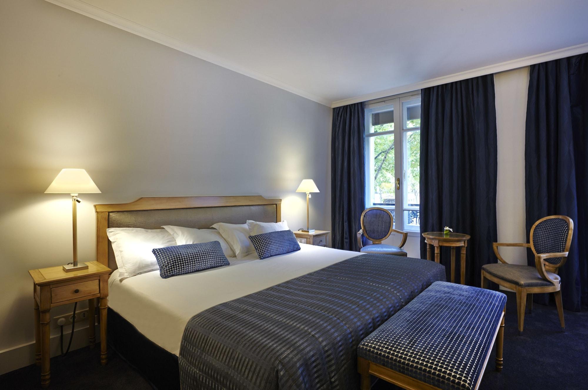 Hotel Royal Champs Elysées Paris