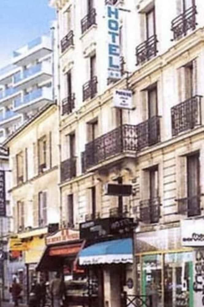 Avenir Hotel Paris