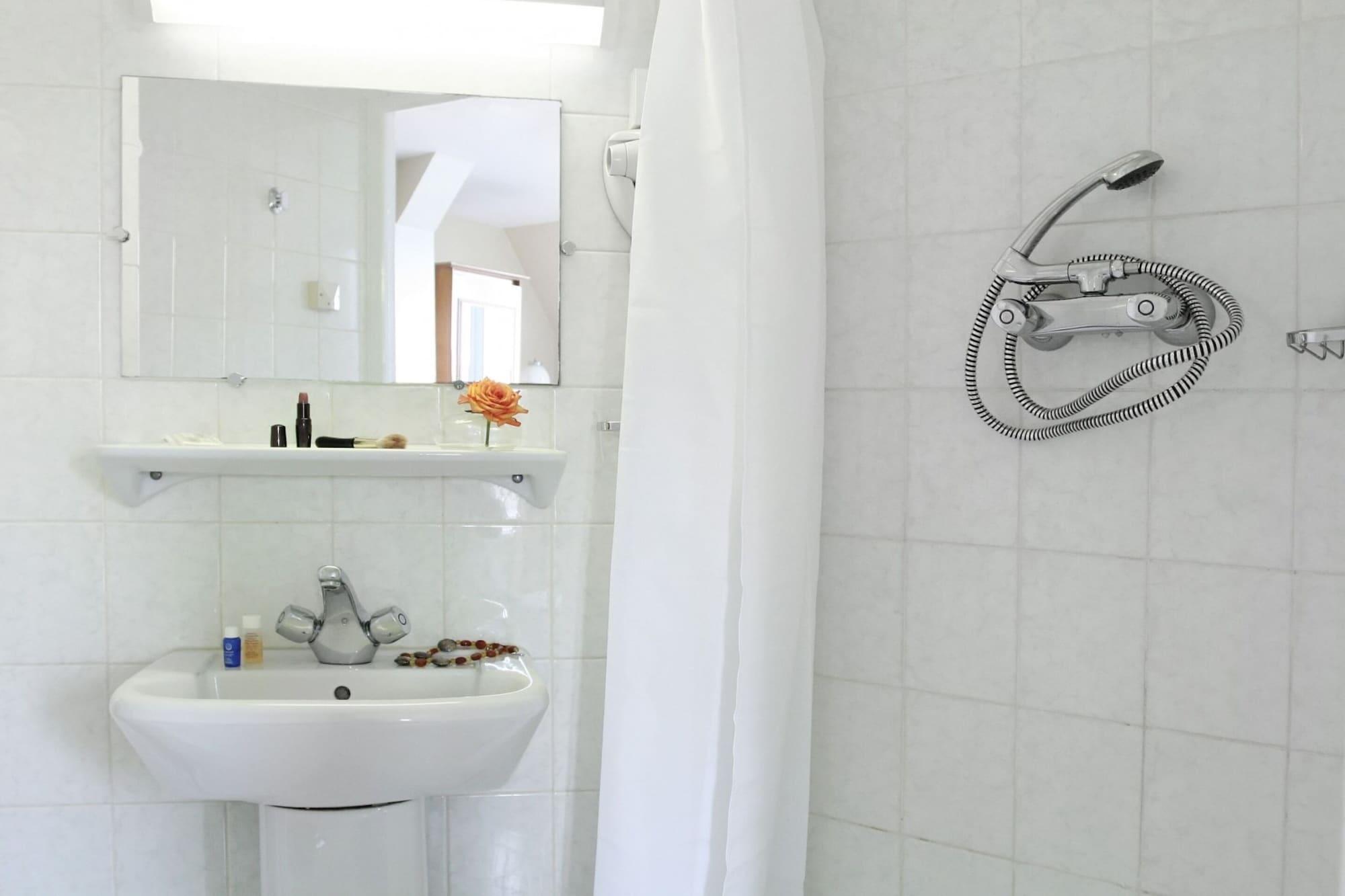 Hotel Americain 2*