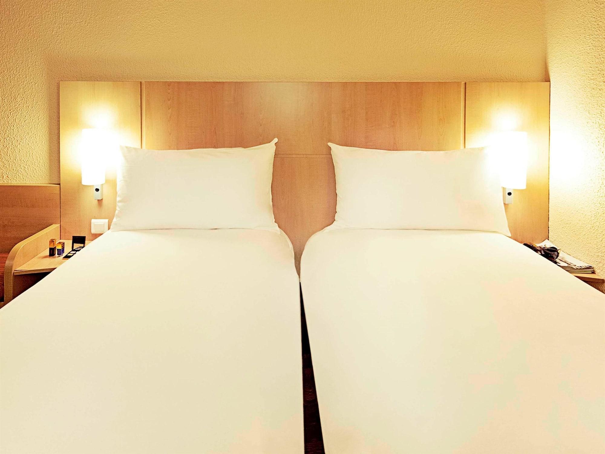 Ibis Canal Saint Martin 3* Paris