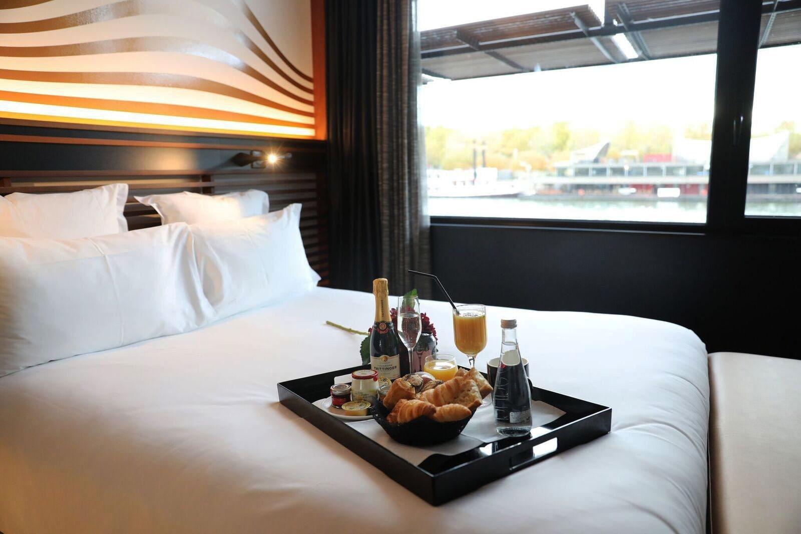 Off Seine 4*
