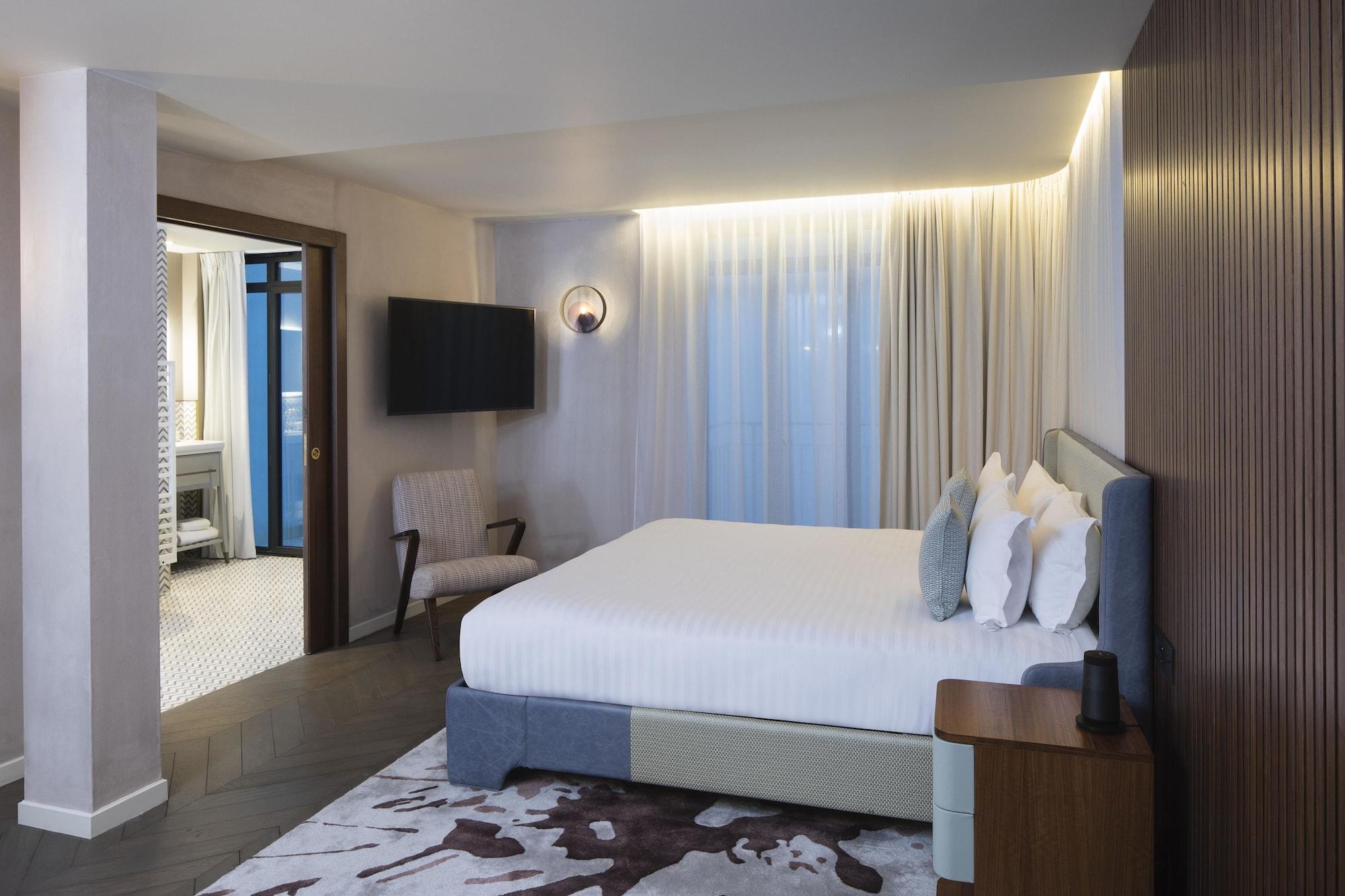 Maison Breguet Hotel