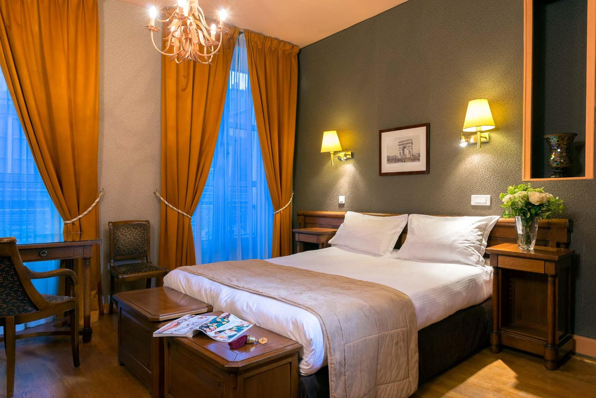 Hotel Du Palais Bourbon 3*
