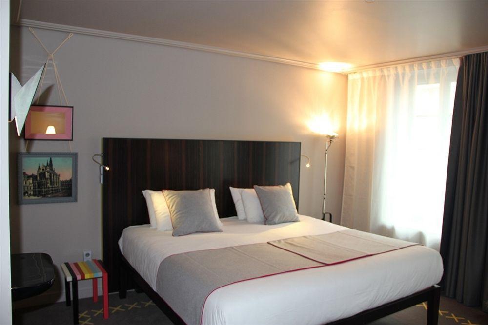 Saint Dominique Hotel Paris