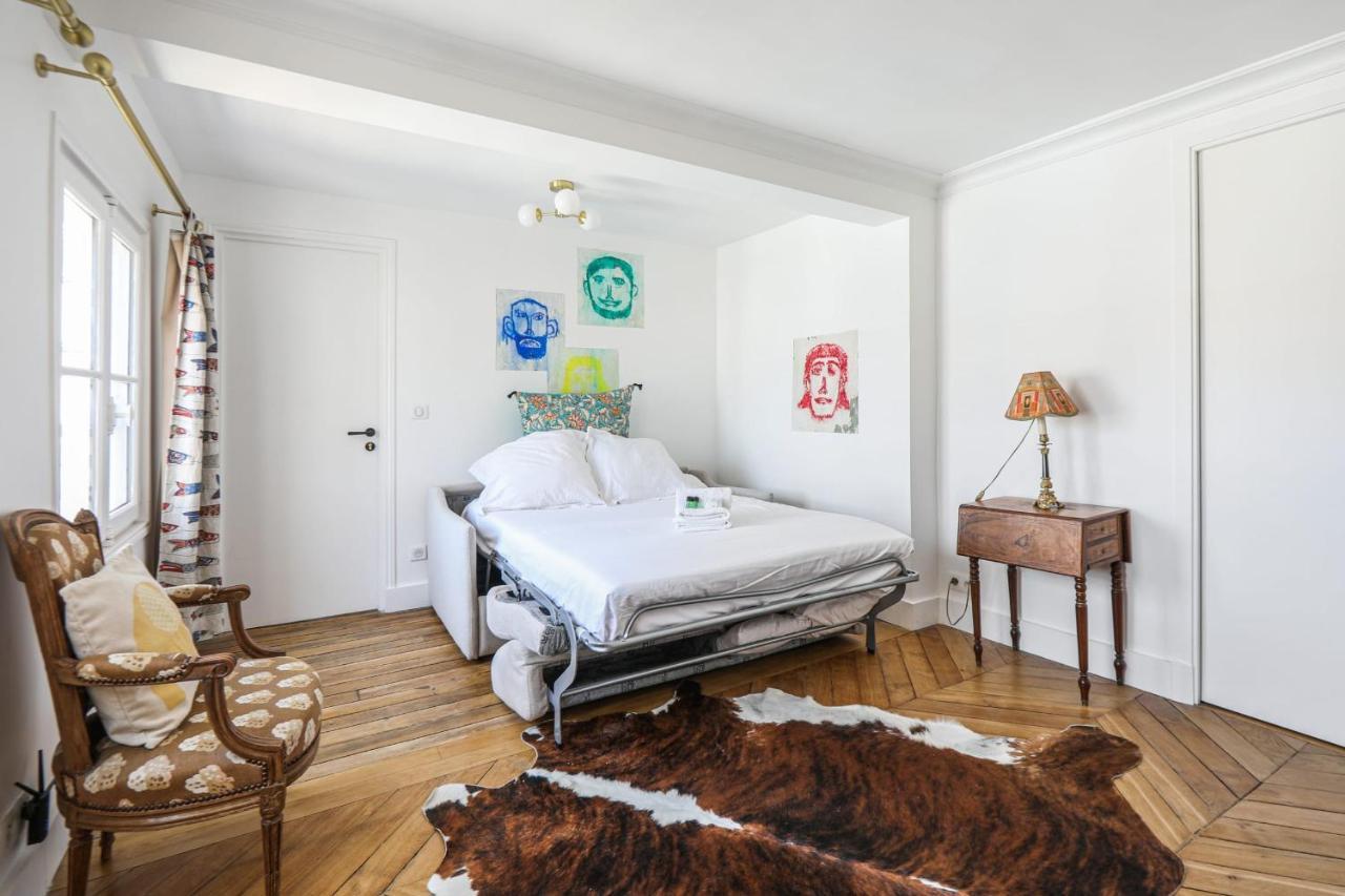 Apartment Artists' On The Roofs Of Montmartre - Welkeys