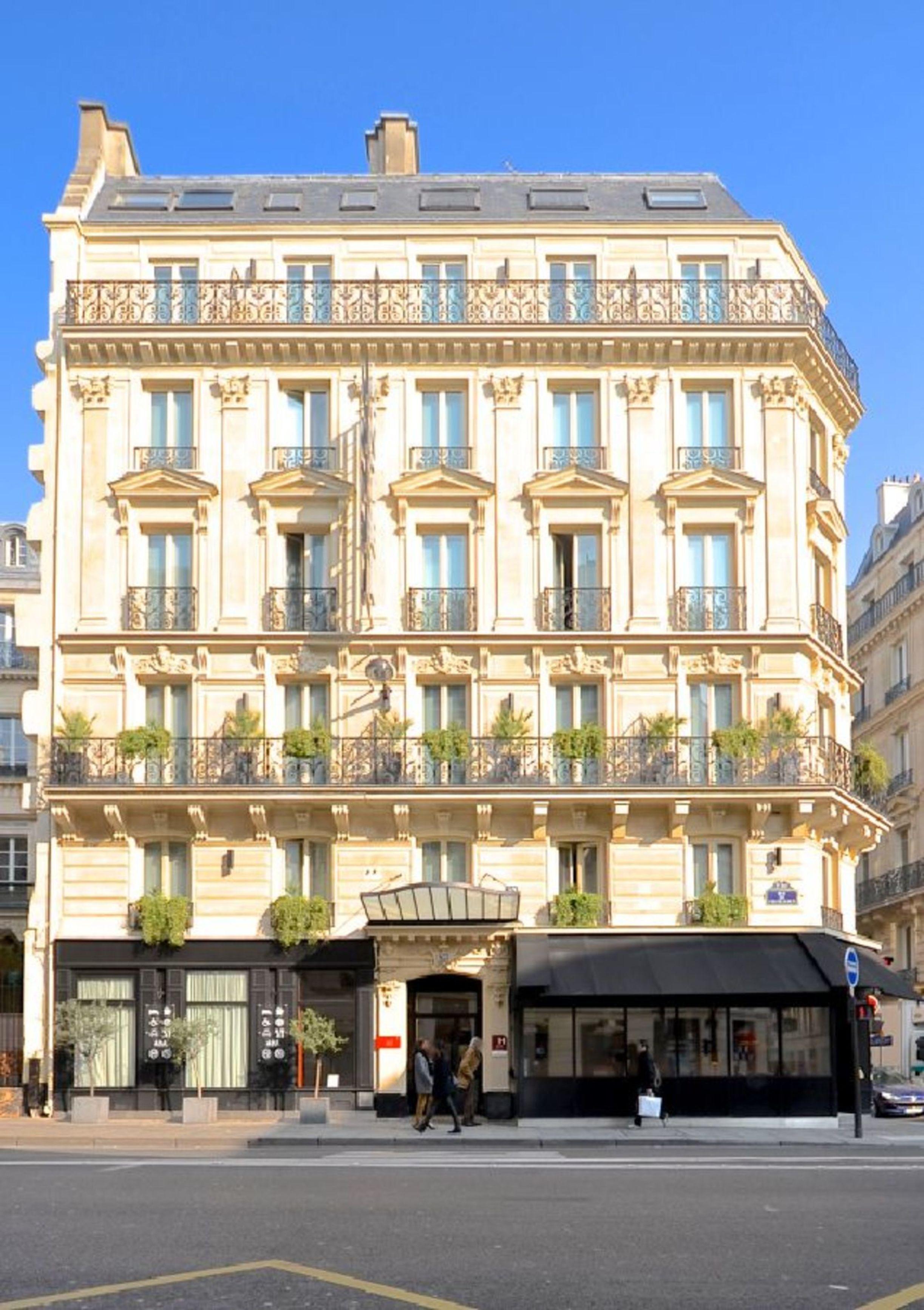 Chateaudun Opera 3* Paris
