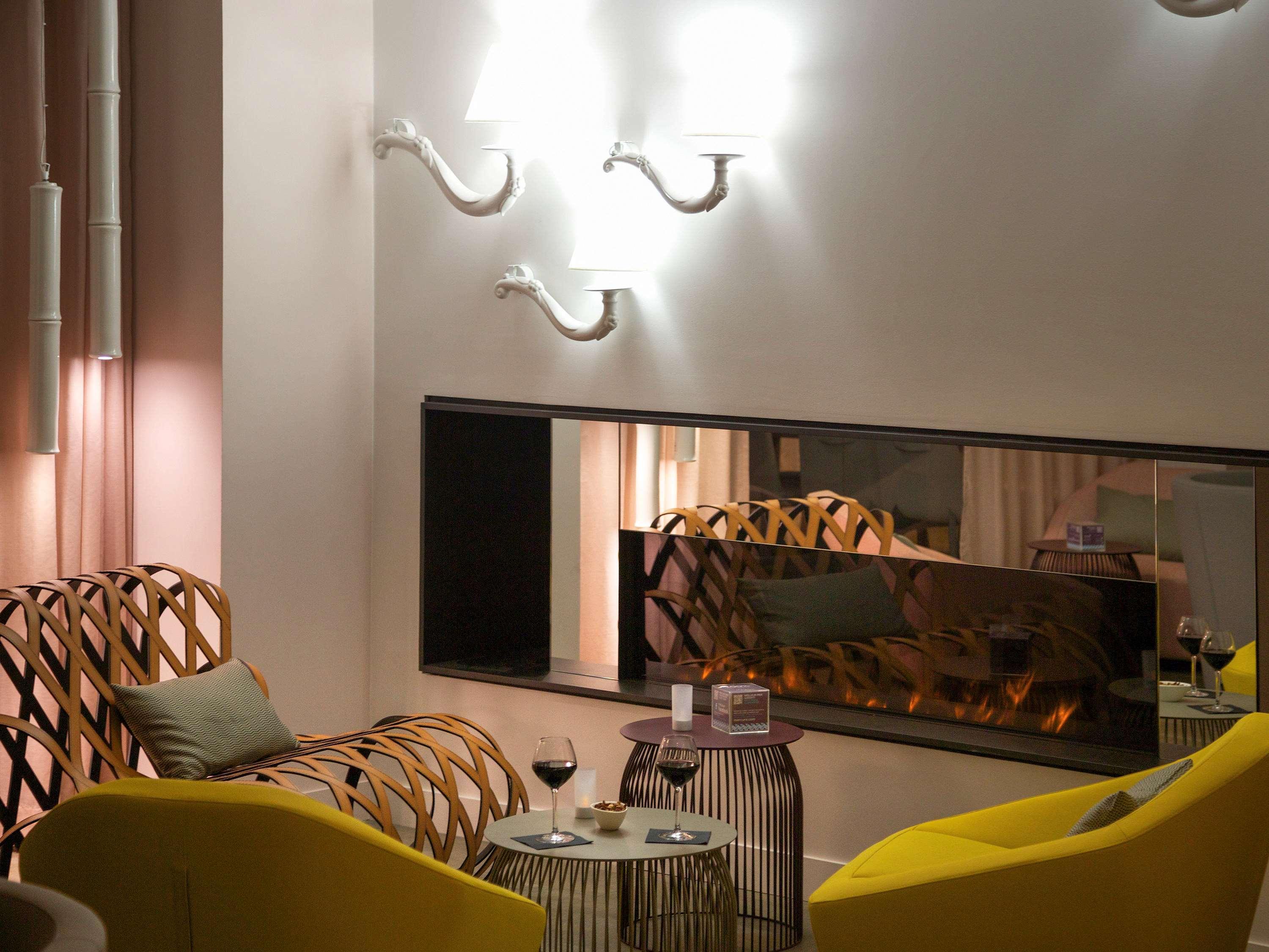 Hotel Mercure Montmartre Sacre Coeur
