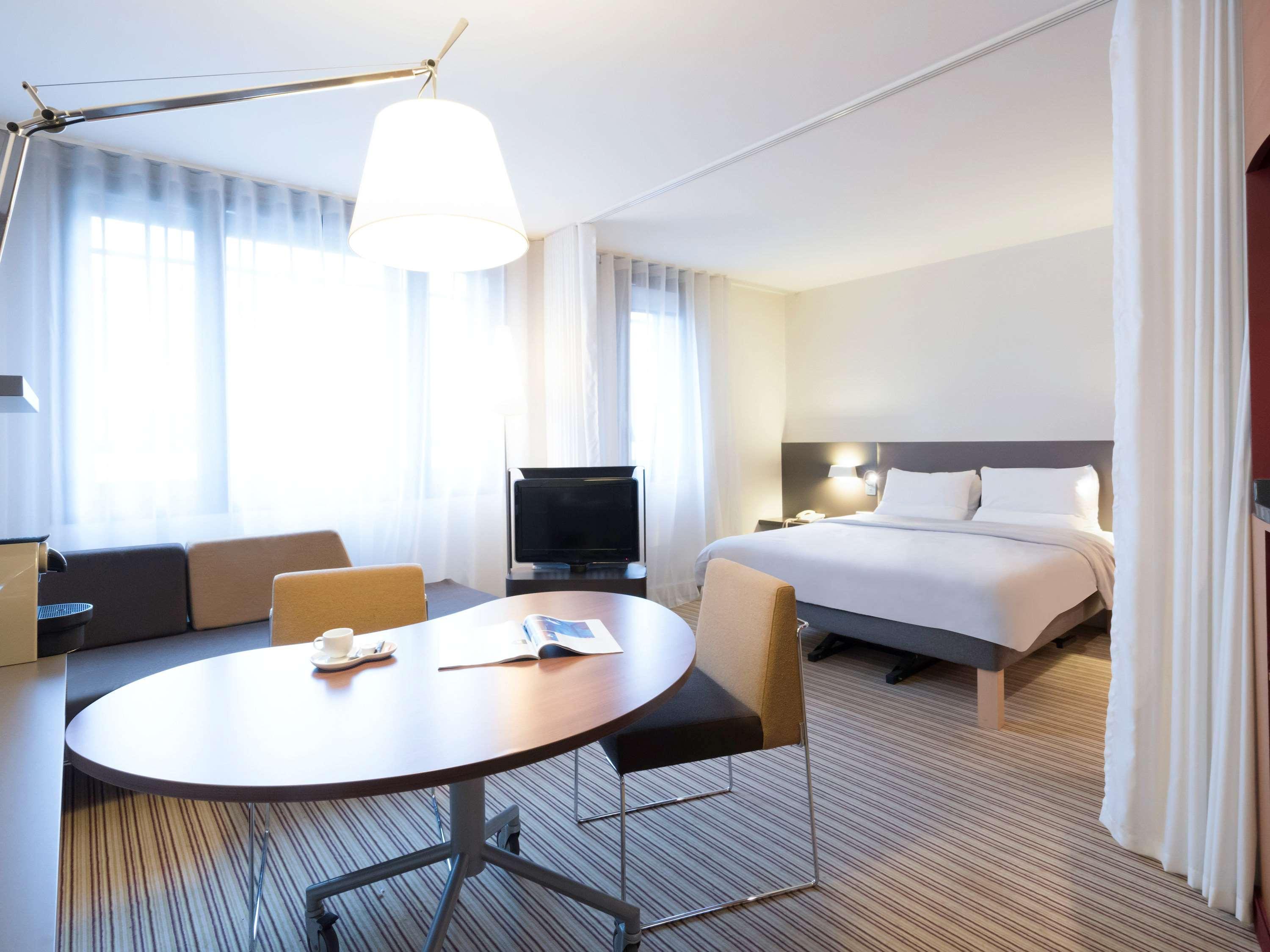 Novotel Montreuil Vincennes Hotel 4*