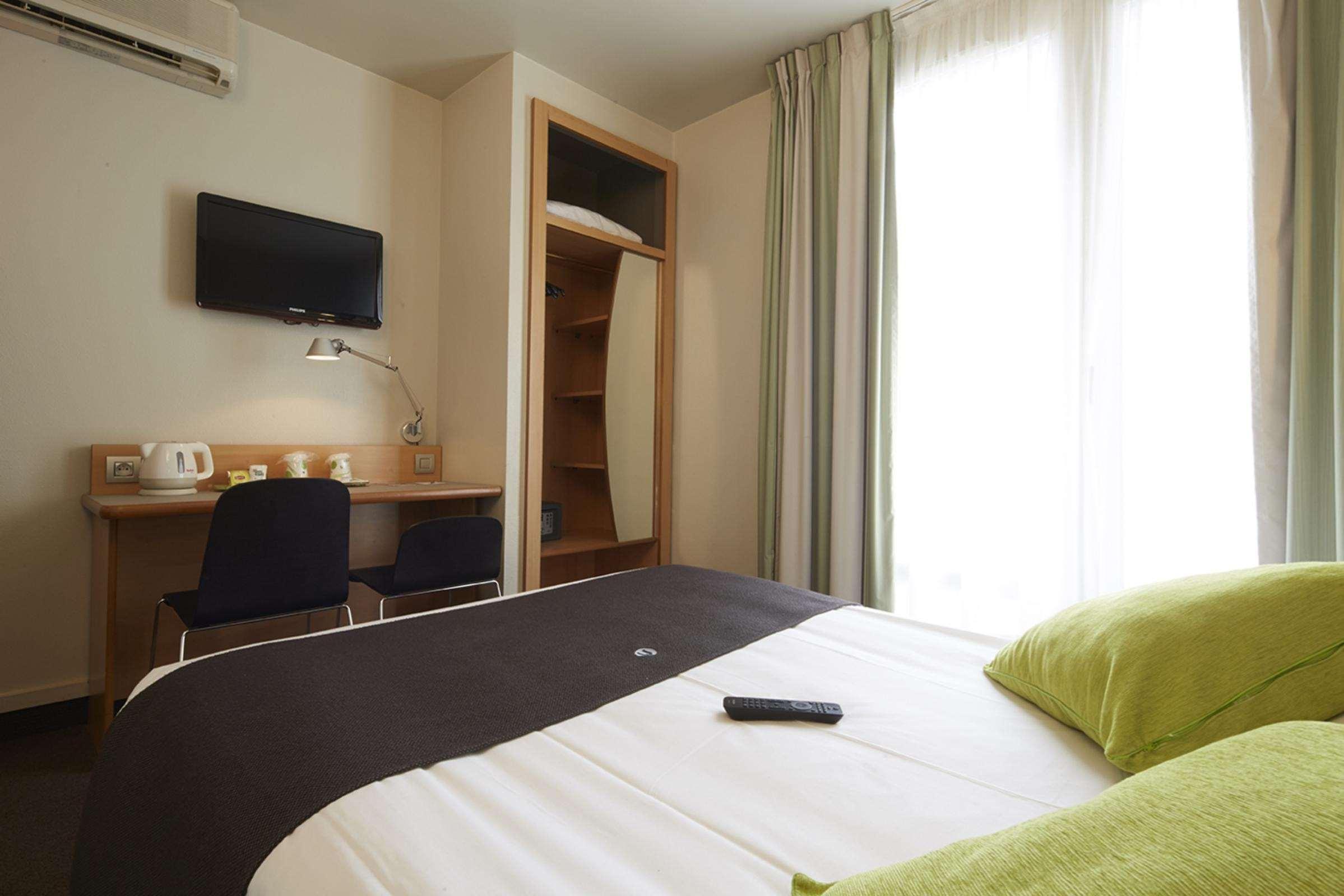 Campanile 14 - Maine Montparnasse Hotel 3*