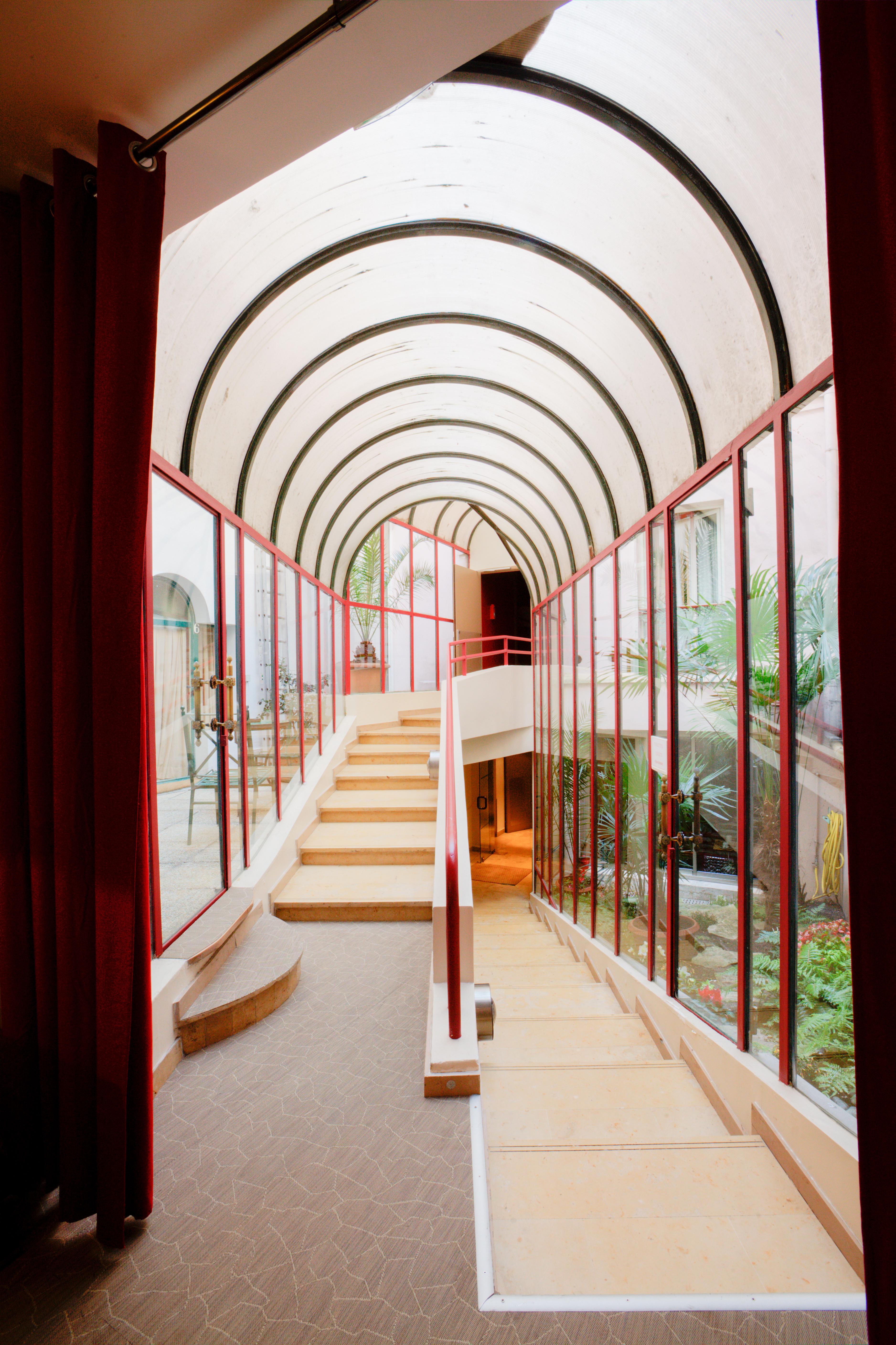 Moulin Plaza By Happyculture Hotel Paris