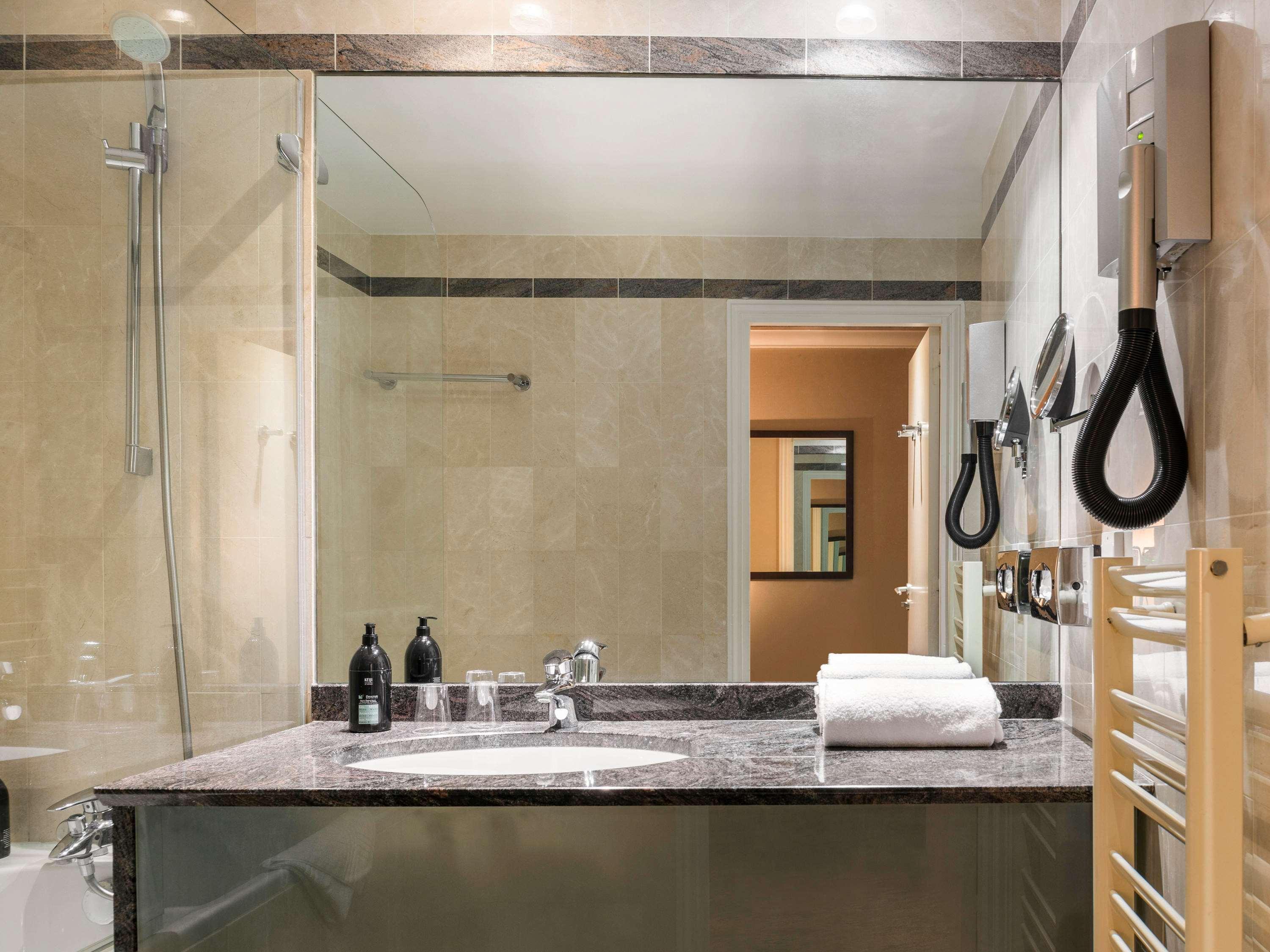 Adagio Haussmann Champs Elysees Aparthotel