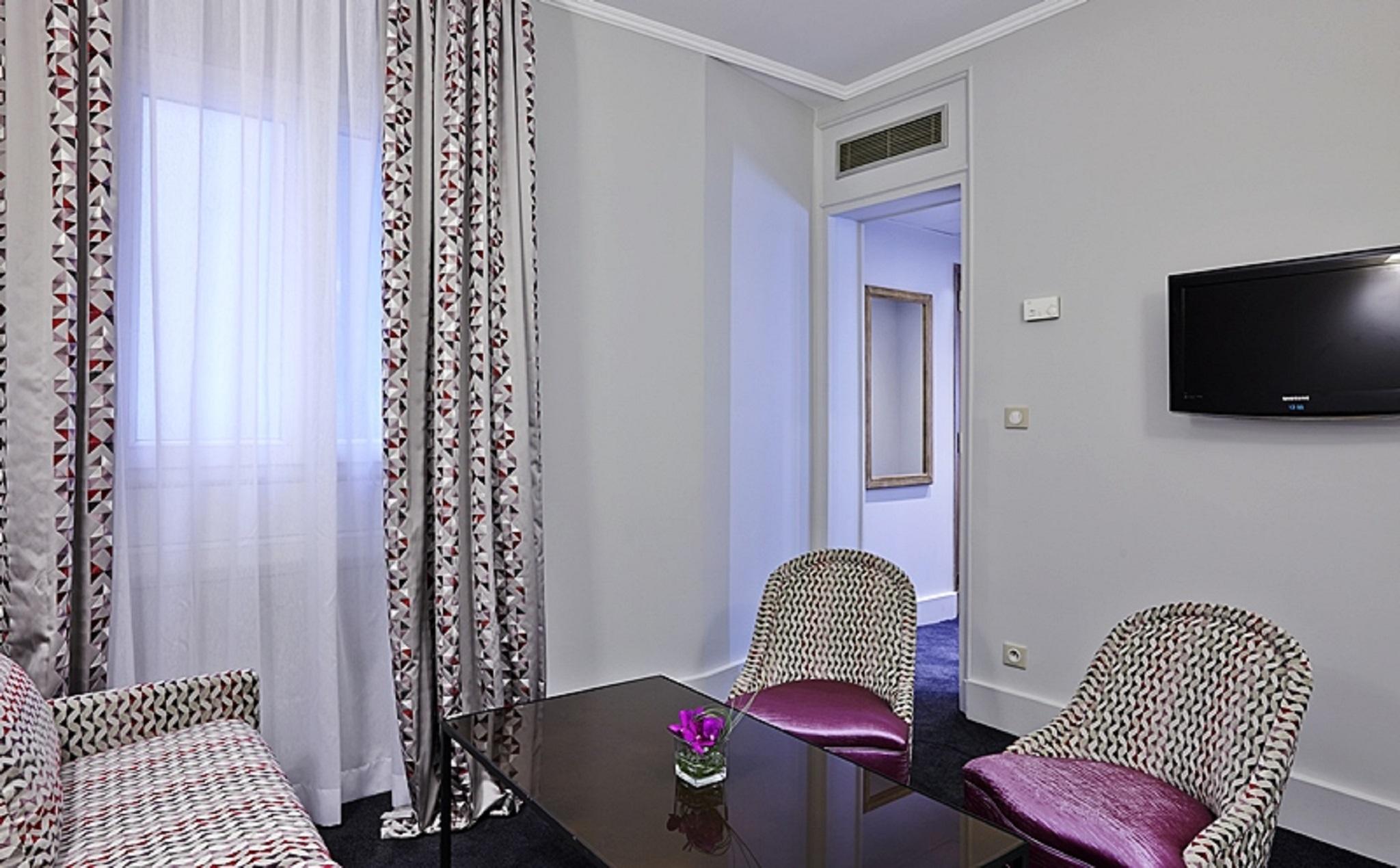 Hotel Royal Champs Elysées Paris
