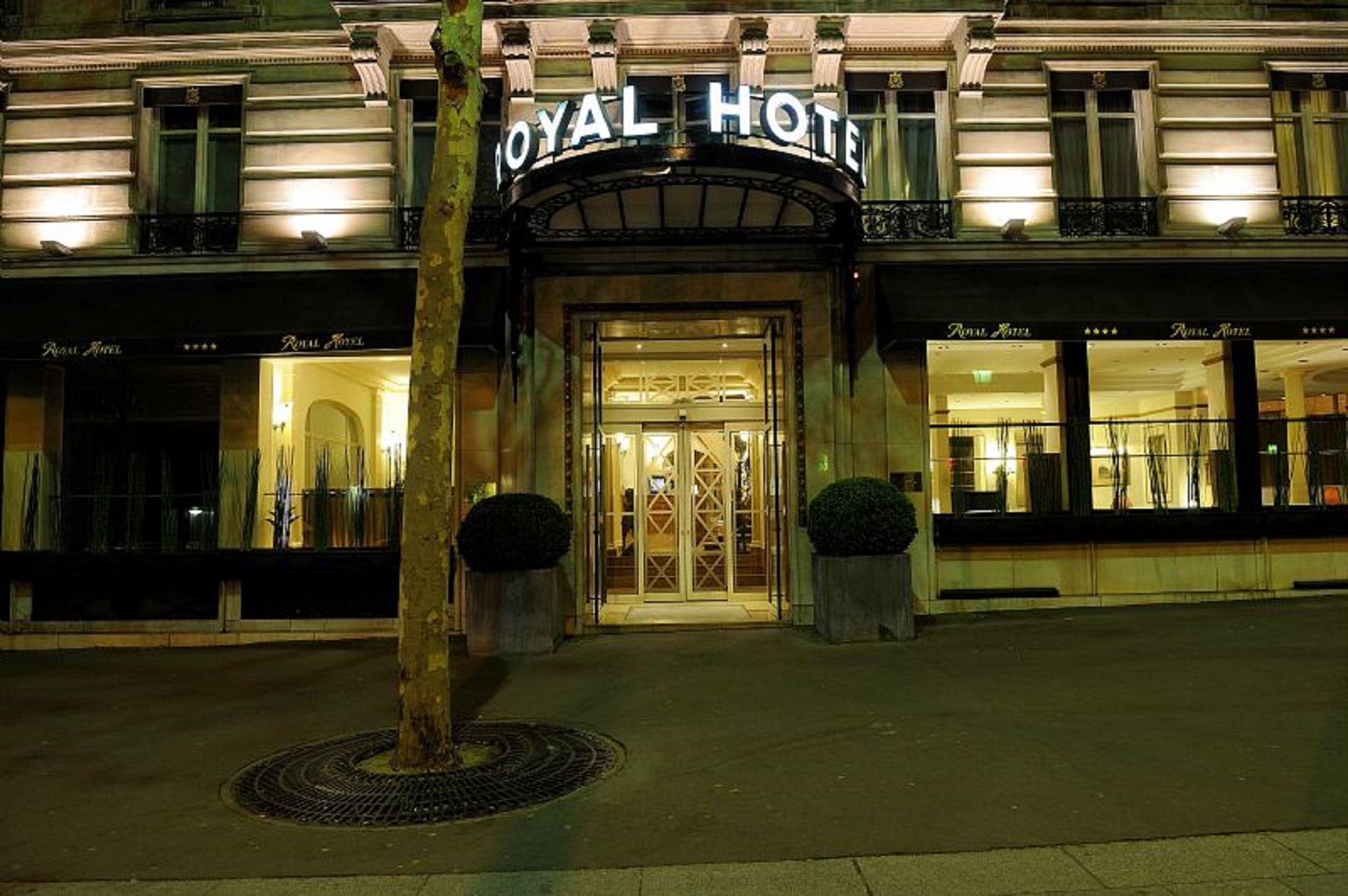 Hotel Royal Champs Elysées 4*