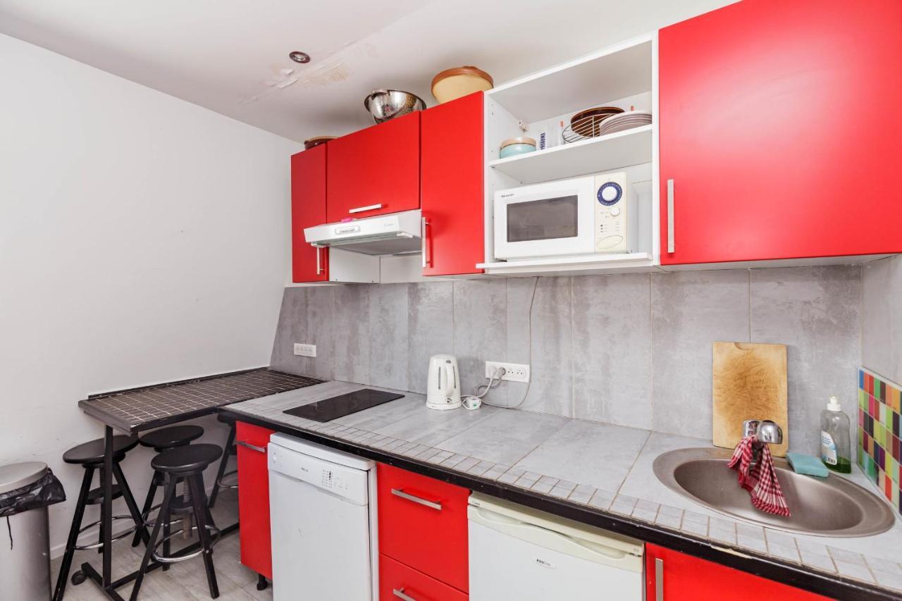 45m Near The Louvre Museum * Paris
