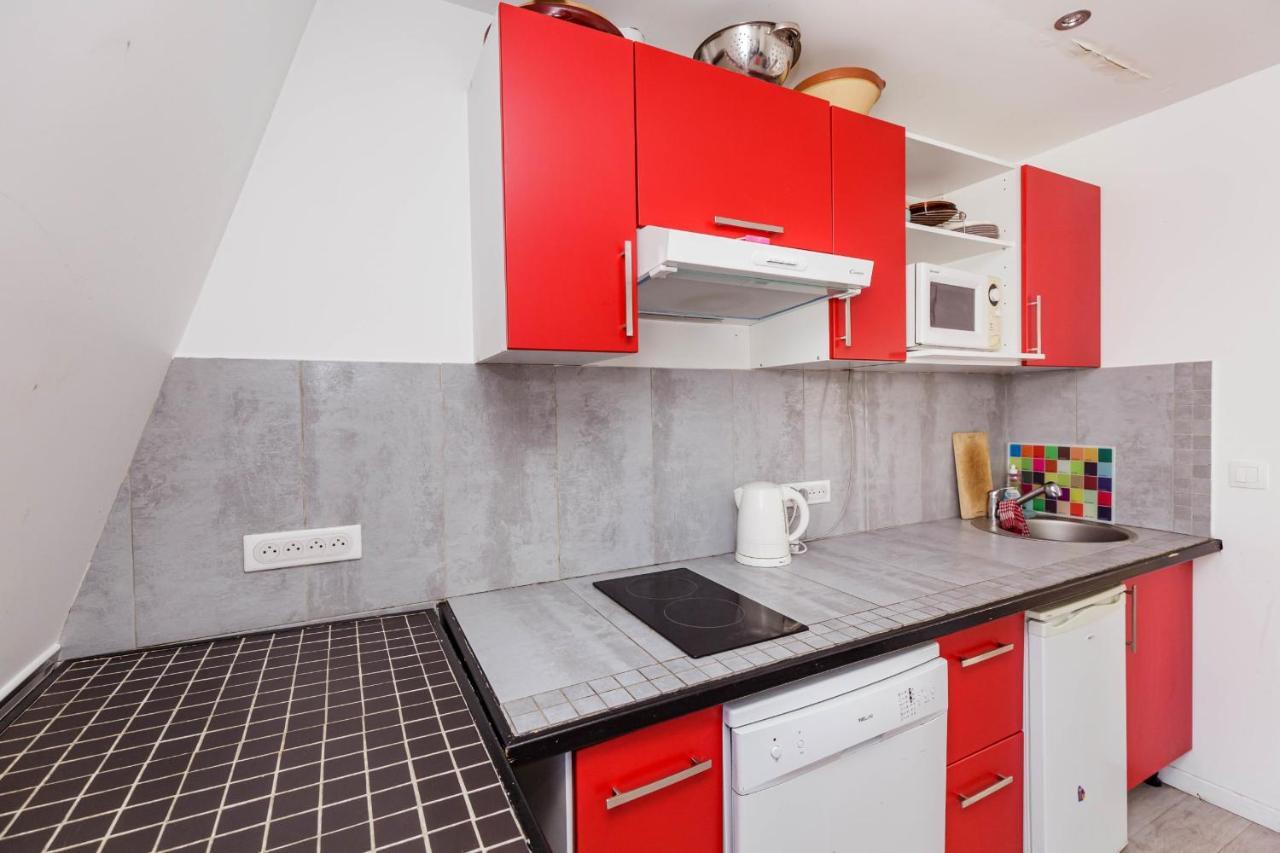 45m Near The Louvre Museum Apartment