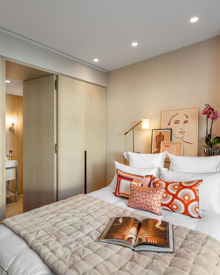 Aparthotel Black Door 5*