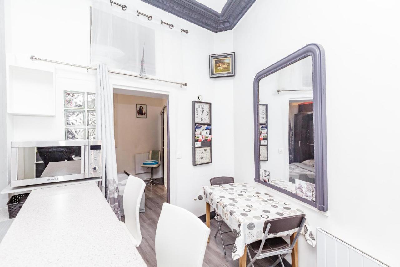 Charming T2 With Comfort In Paris
