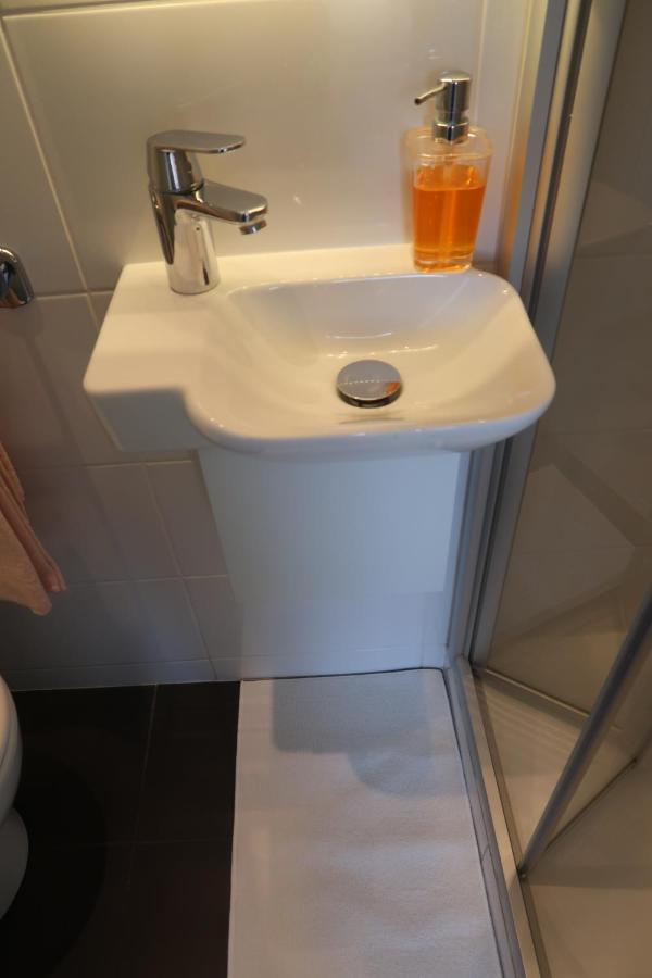 - Coeur Batignolles - Studette 10 M2 - Neuf Appartement Paris