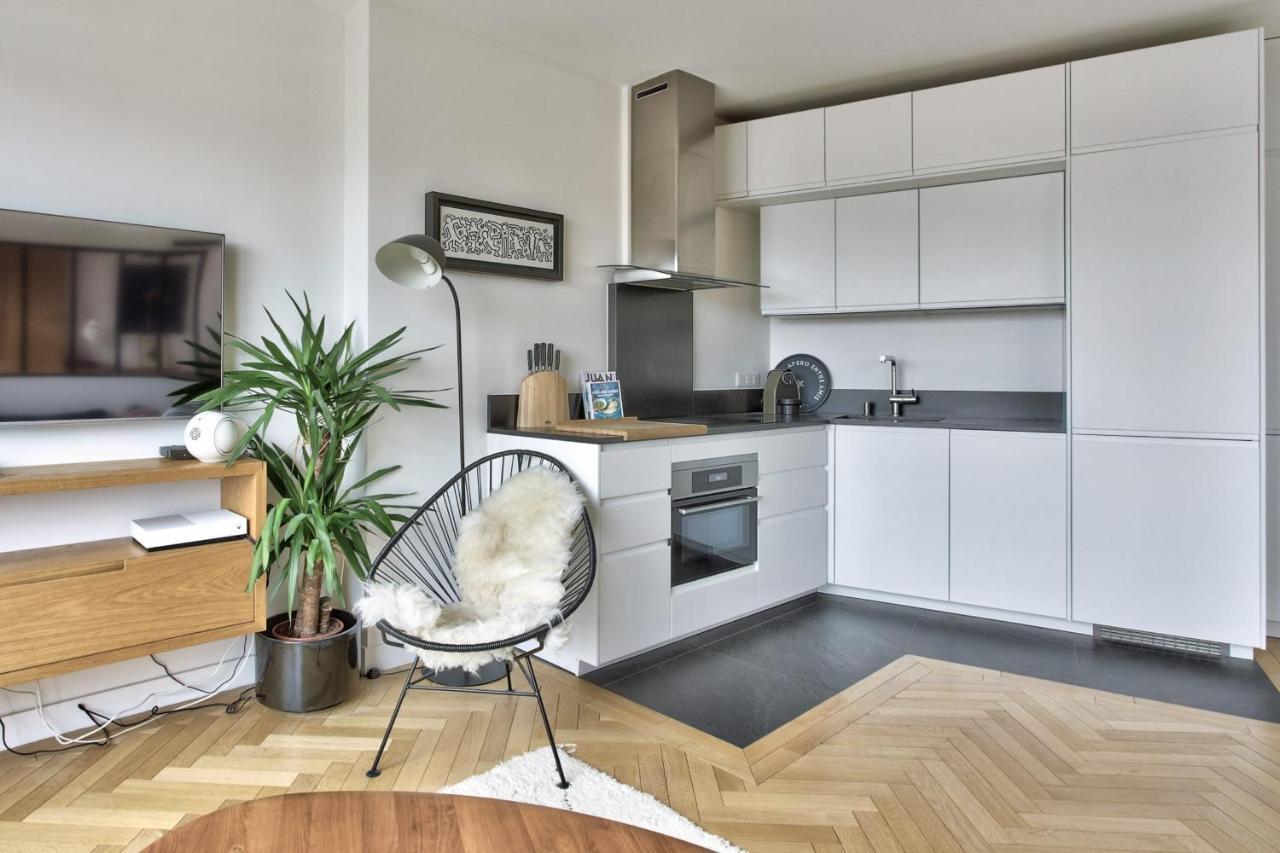 Doumer Et Son Balcon - Welkeys Apartamento *