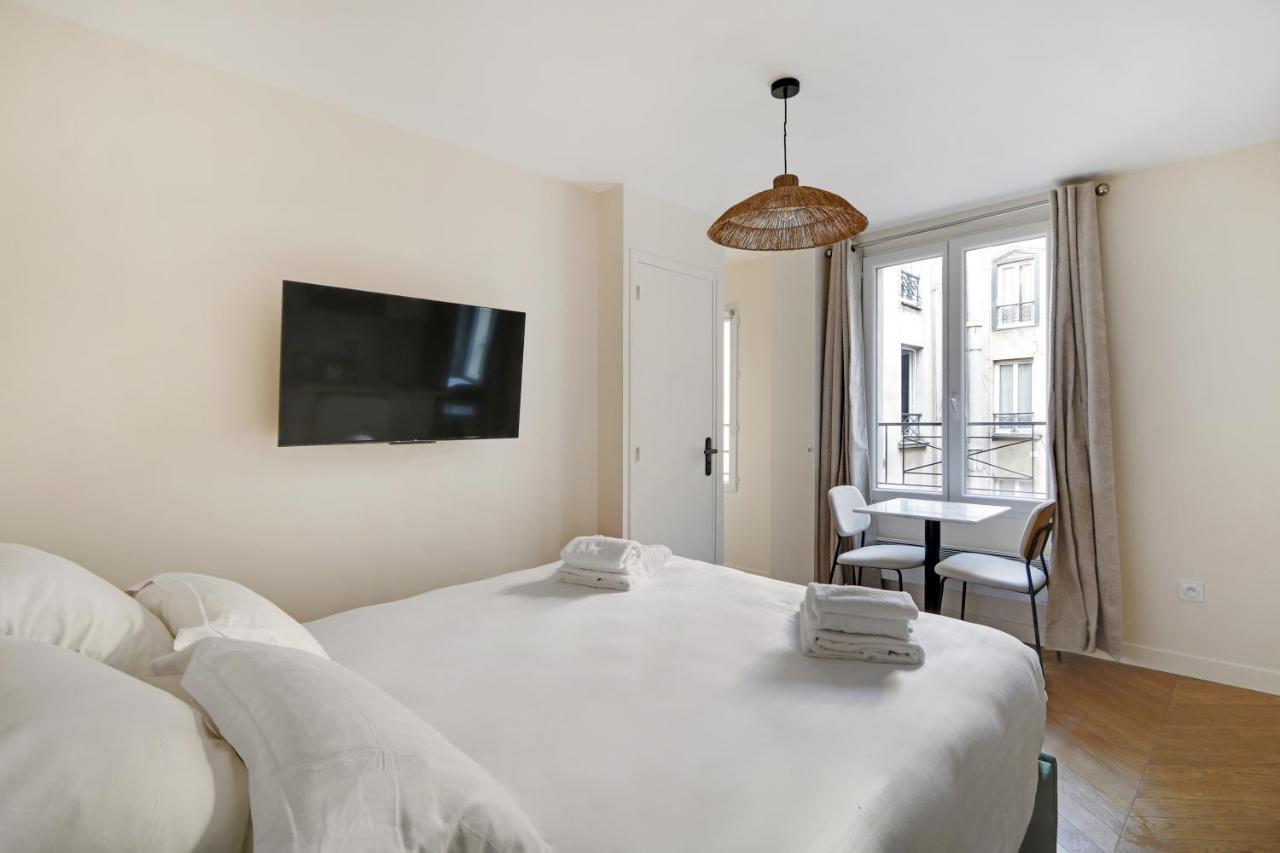 Pick A Flat's In Saint-lazare - Rue De Londres
