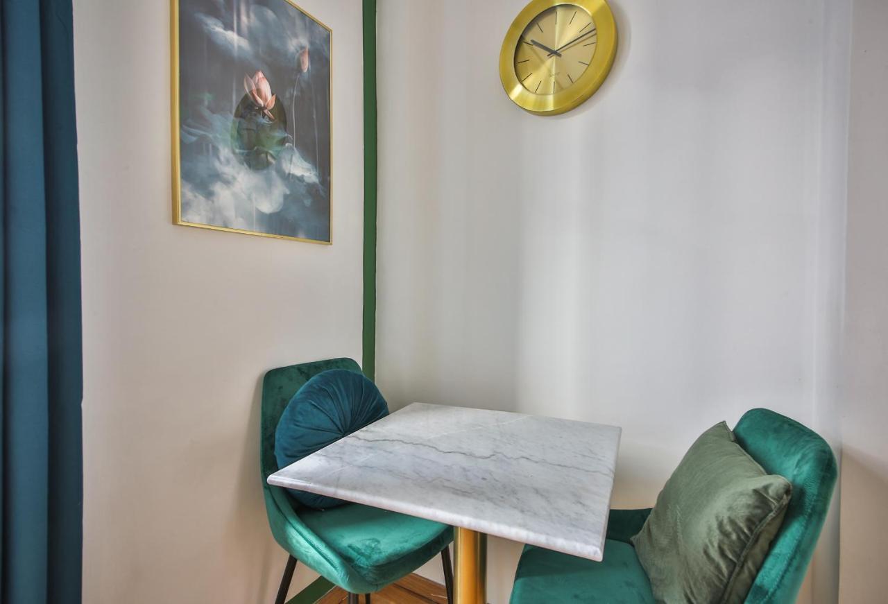 21#studio 2pers#sevres-lecourbe#necker * Paris
