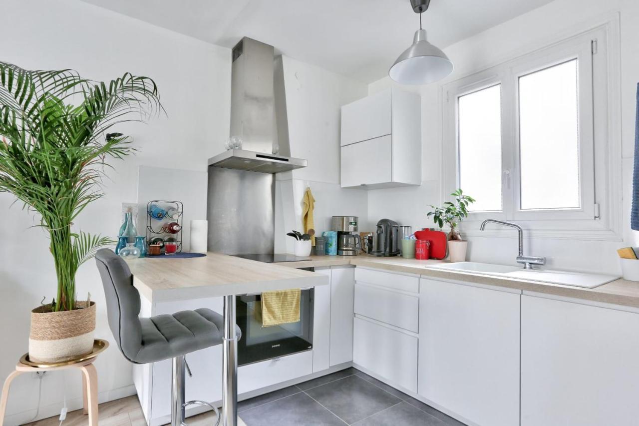 Apartment Bright For 4 People