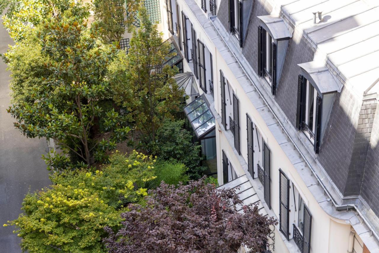 Hotel Toujours & 4*
