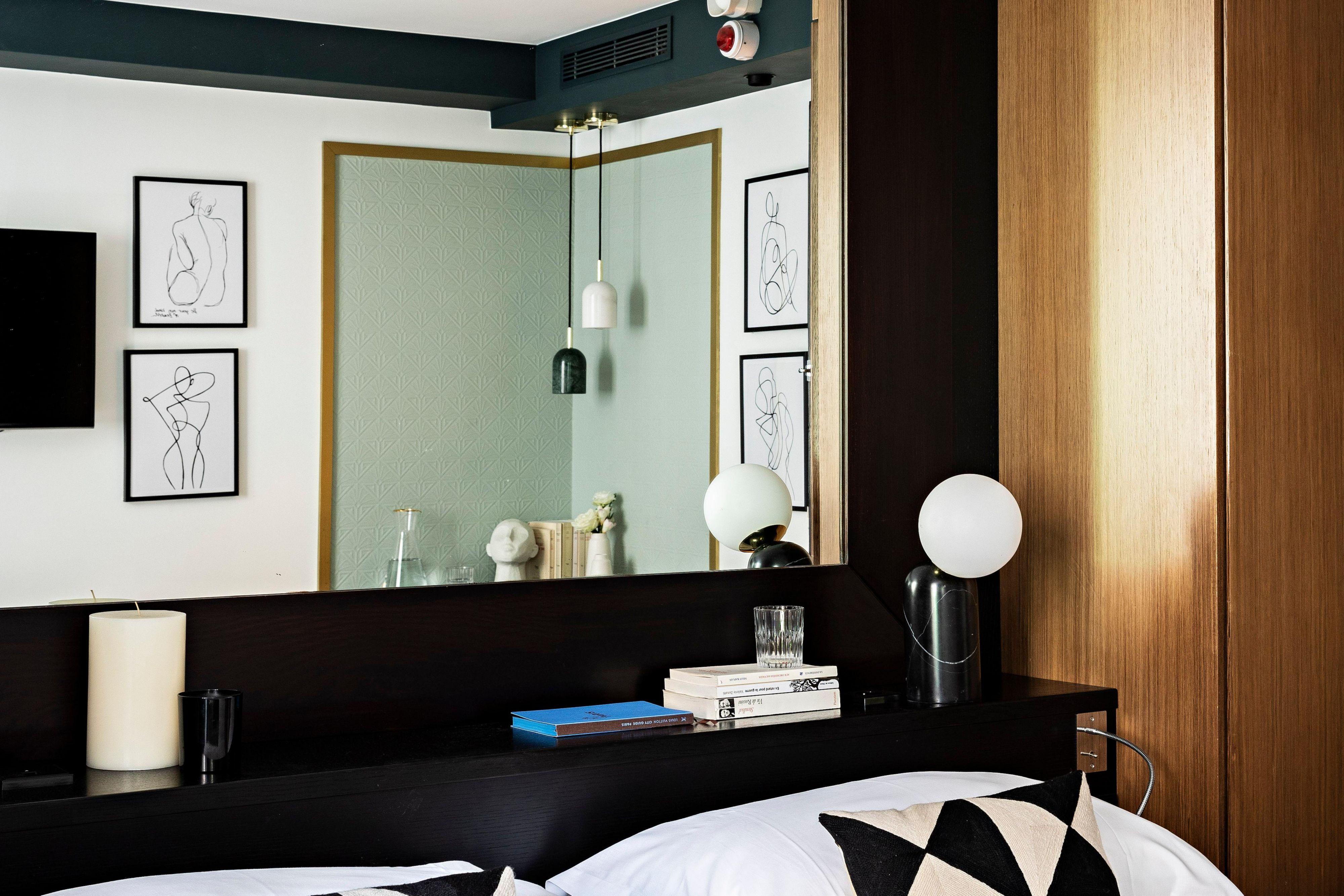 Elysées, An Ihg 4* Paris