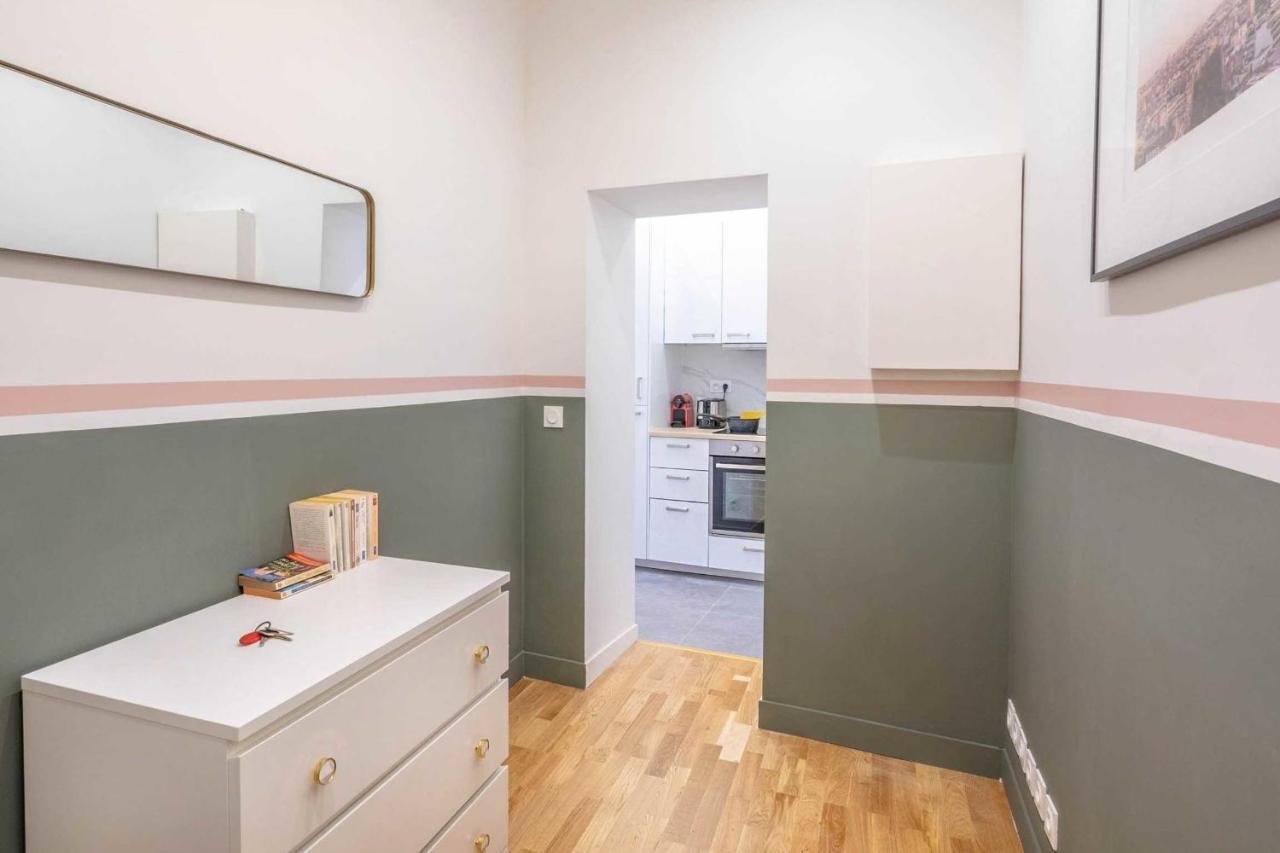 Charming In The Heart Of Belleville Apartamento Paris