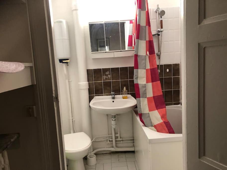 Beau Appartement,proche De Metro Apartment