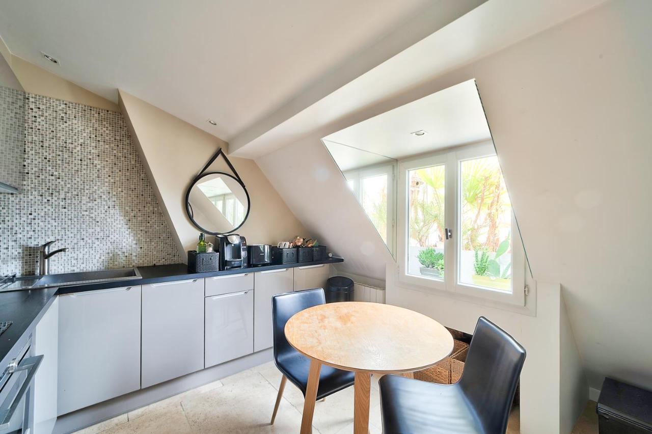Marais Chic Heart Of Paris, Premium Location ! Paris