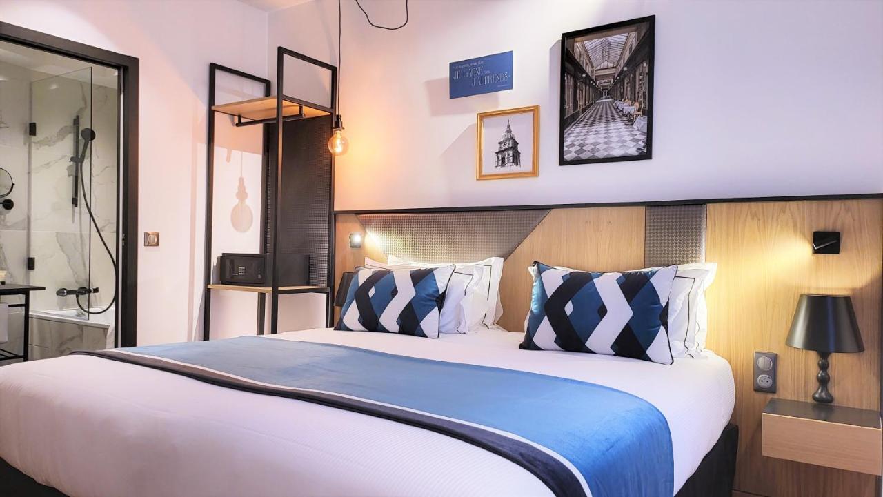 Star Champs-elysees Hotel 4*