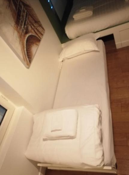 Apartment Midoon Guest - Duplex D'architect 10eme Paris
