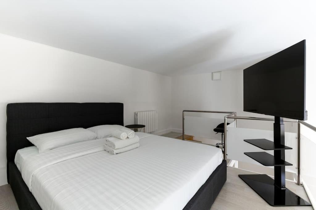 Appartement Hsh Cosy Duplex Kleber Arc De Triomphe