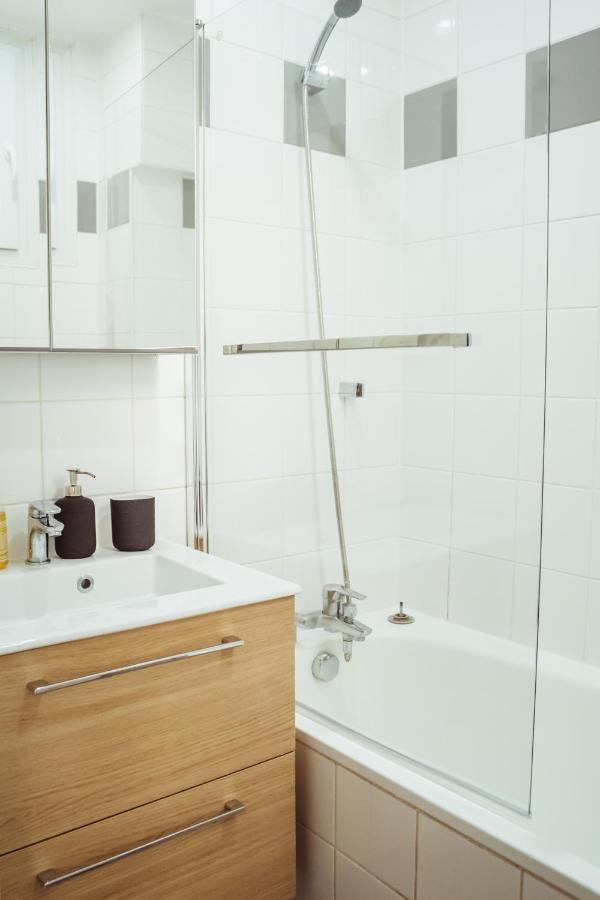 Apartment Elevate Suites: Modern 2-bed Extended For Students And Professionals