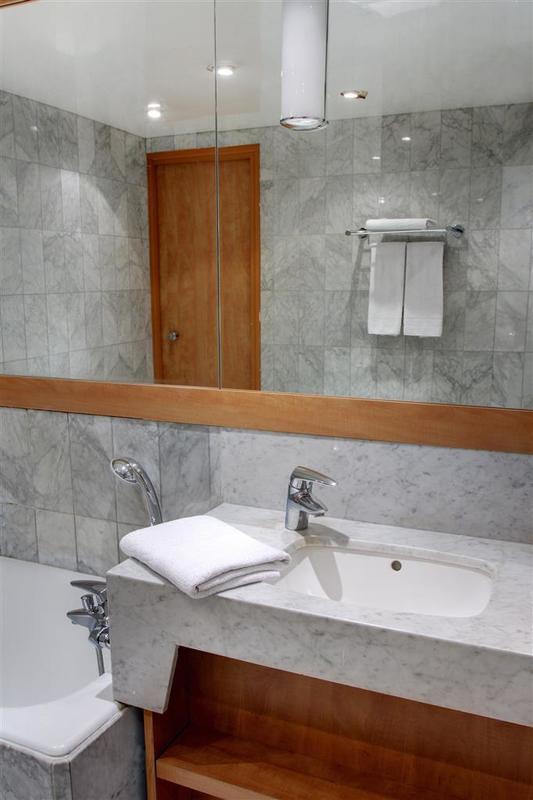 Western Ronceray Opera Hotel 3*