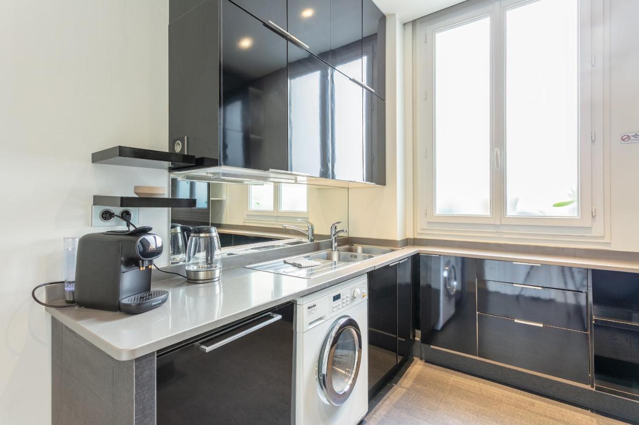 Apartment Luxury Living In Passy Paris
