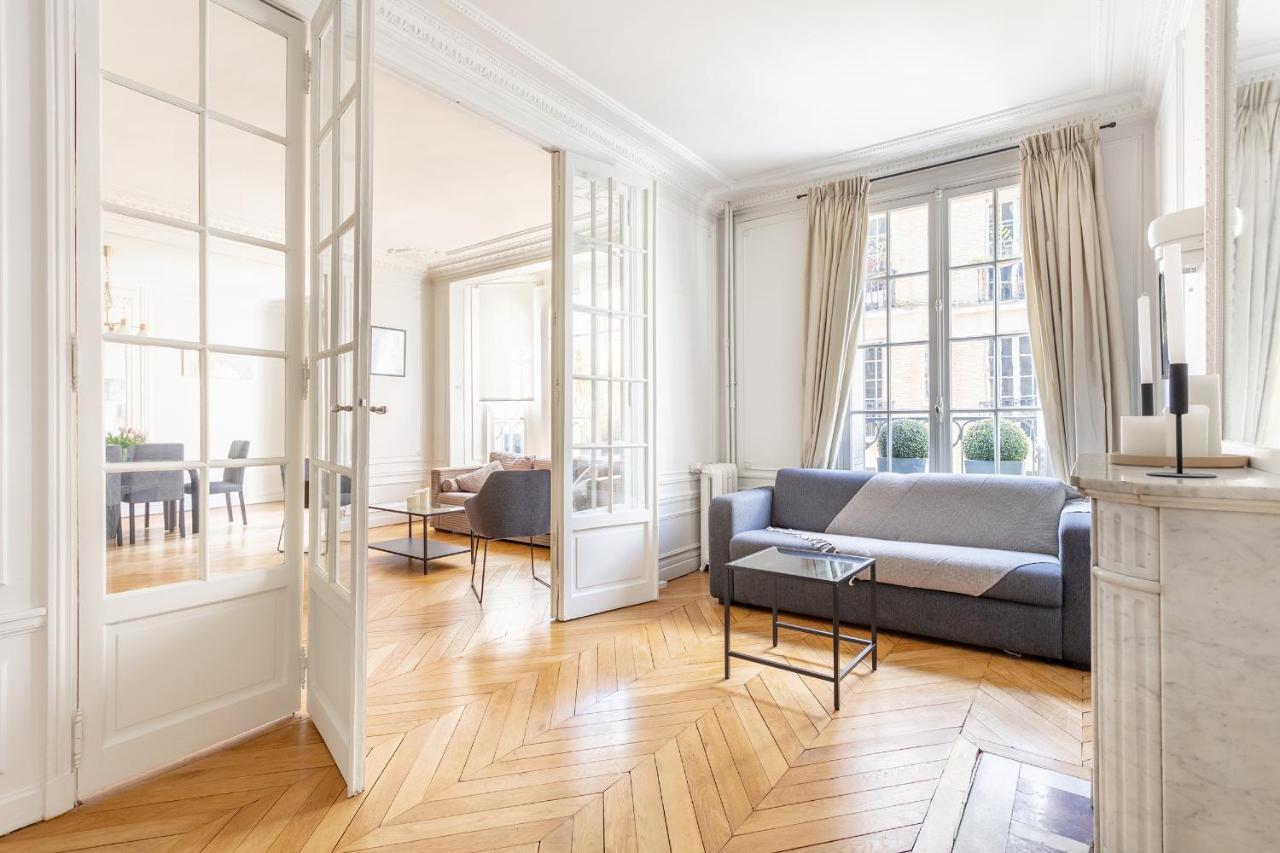 Luxury Living In Passy *