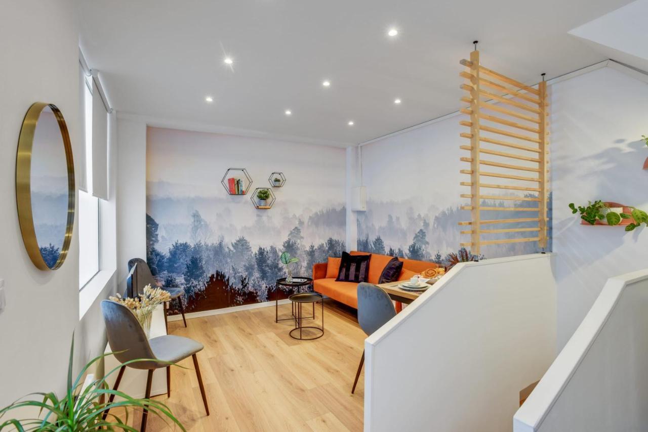 Well Decorated One Bedroom Aprtment In Heat Of Paris, Short Walk To Palais Garnier , Appartement Paris