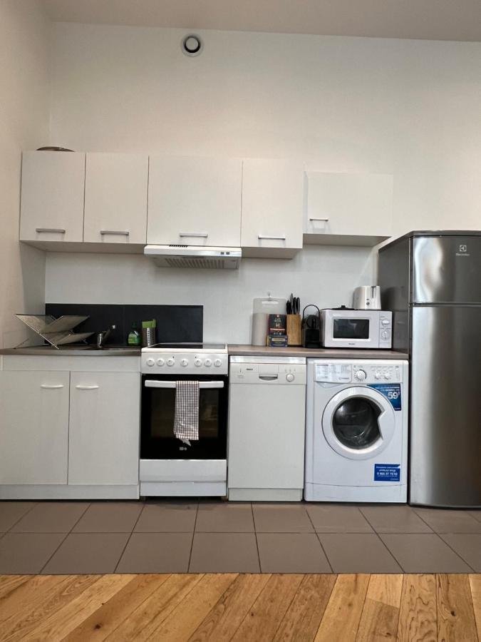 Champs Elysees 3 Apartment