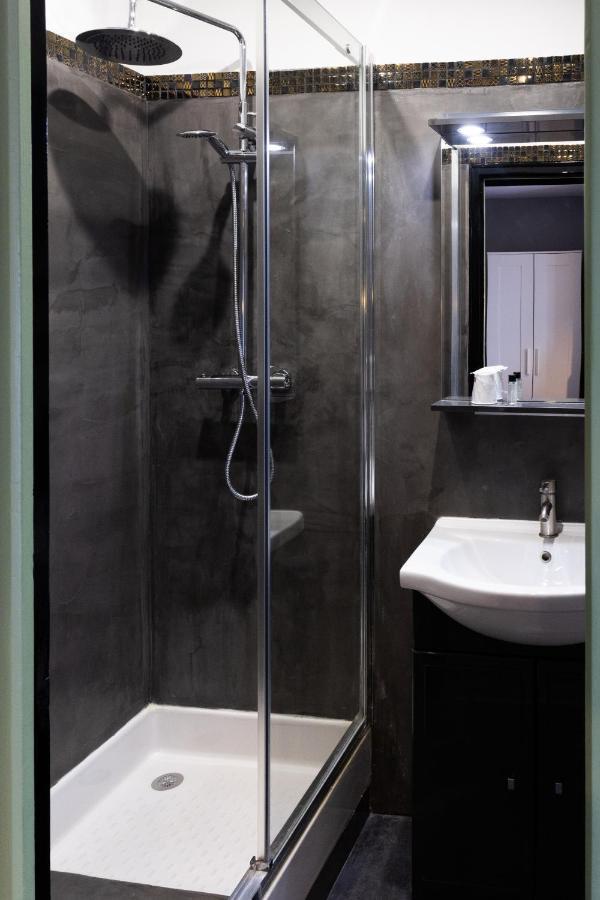 Luxia Hotel 2*